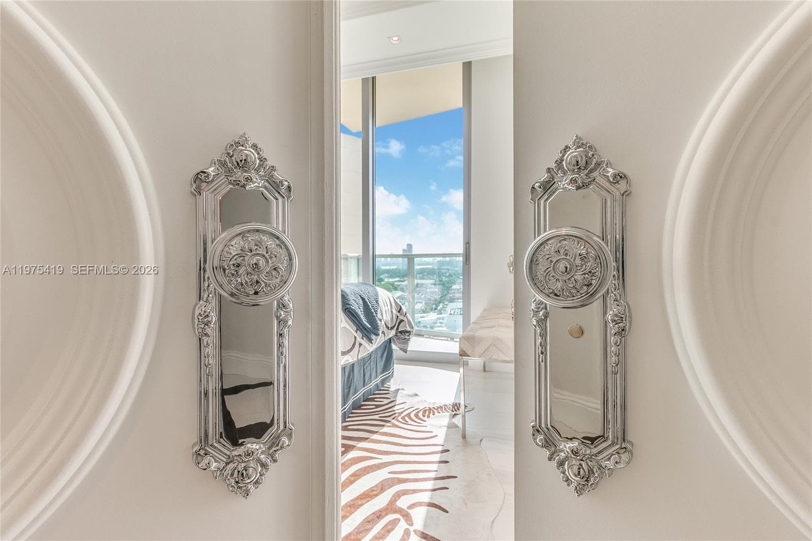 1455 Ocean Dr 1607 photo 13