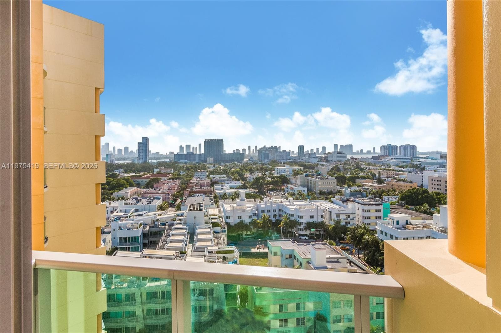 1455 Ocean Dr 1607 photo 24