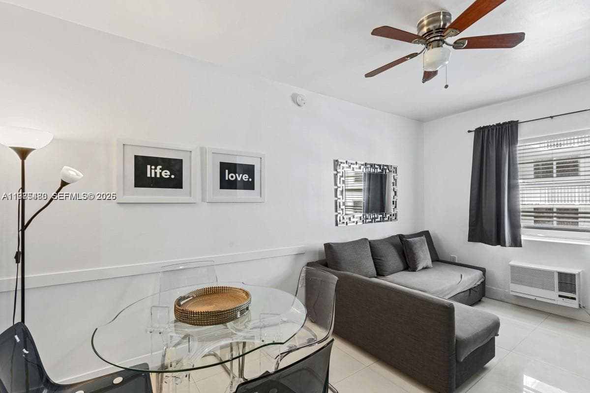 335 Ocean Dr 310 photo 2