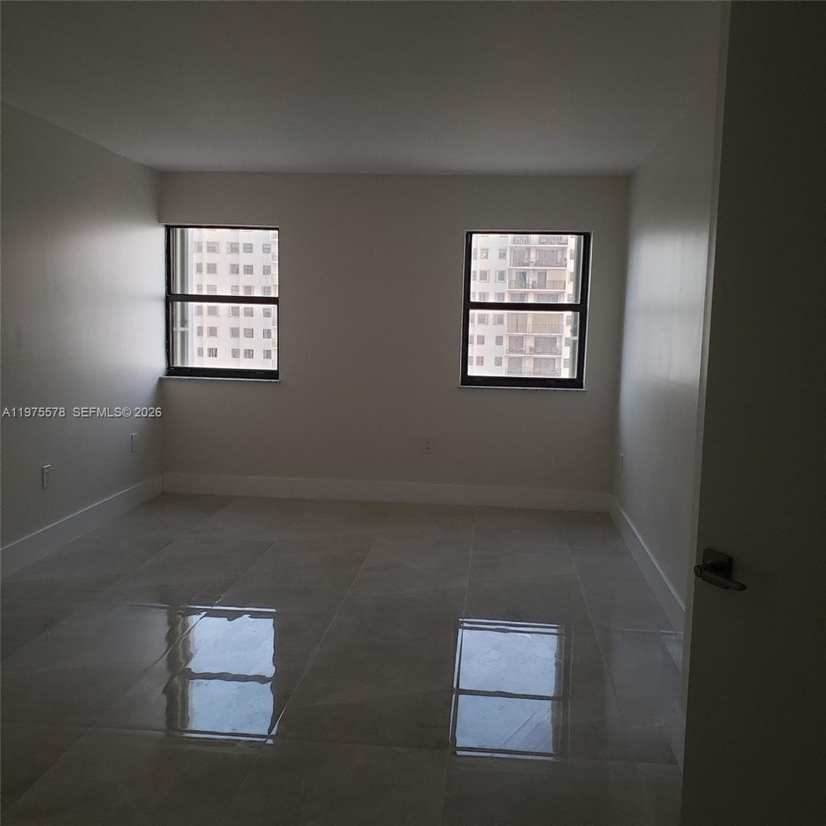 1201 Ocean Dr 2105S photo 13