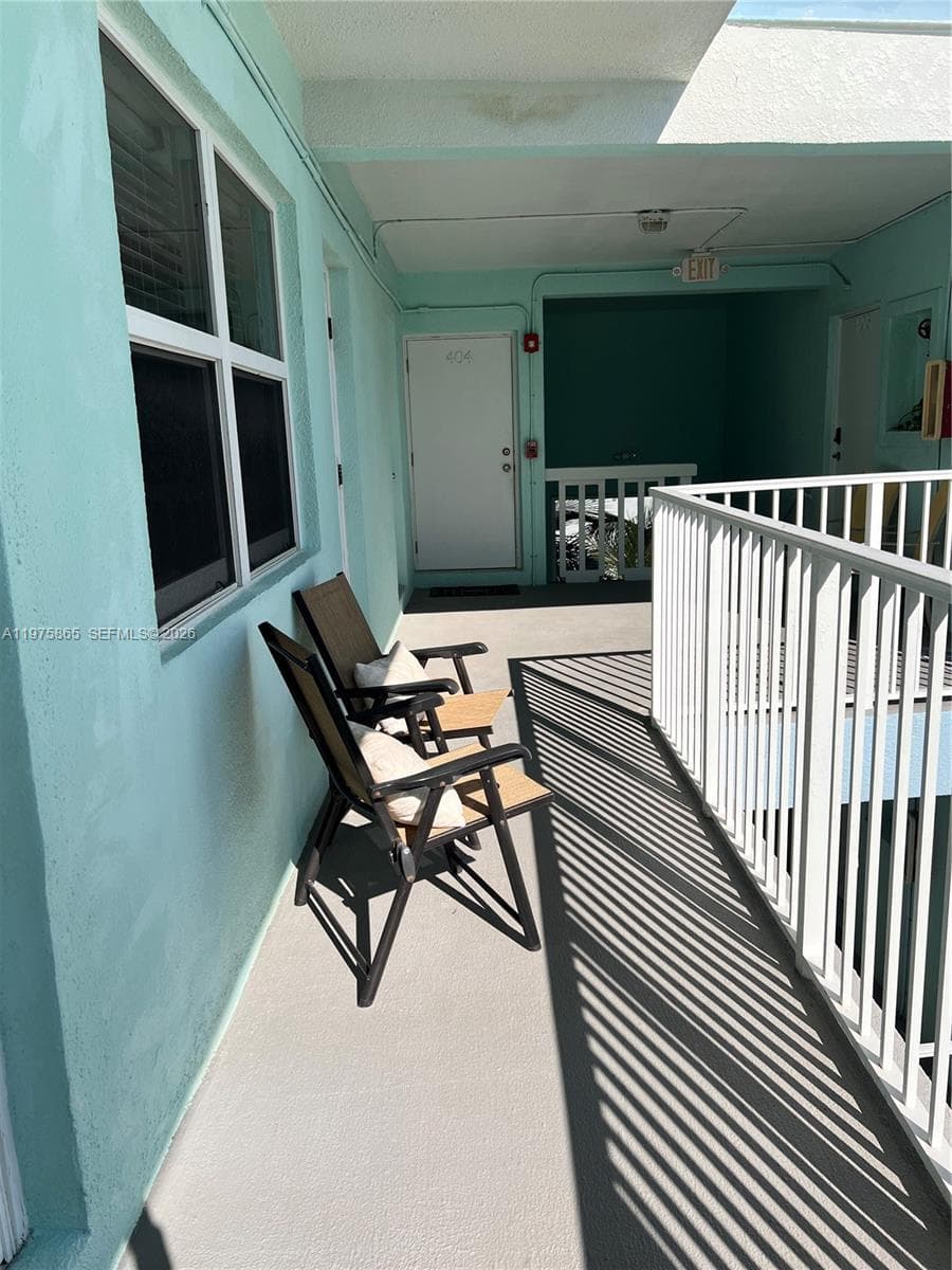 2600 N Surf Rd 403 photo 4