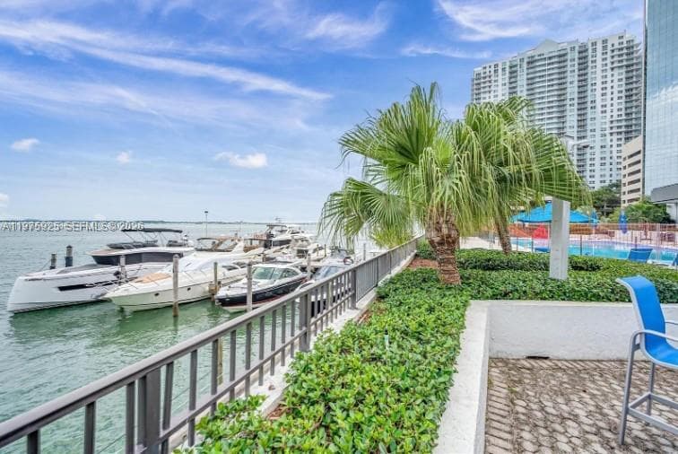 999 Brickell Bay Dr 2007 photo 8