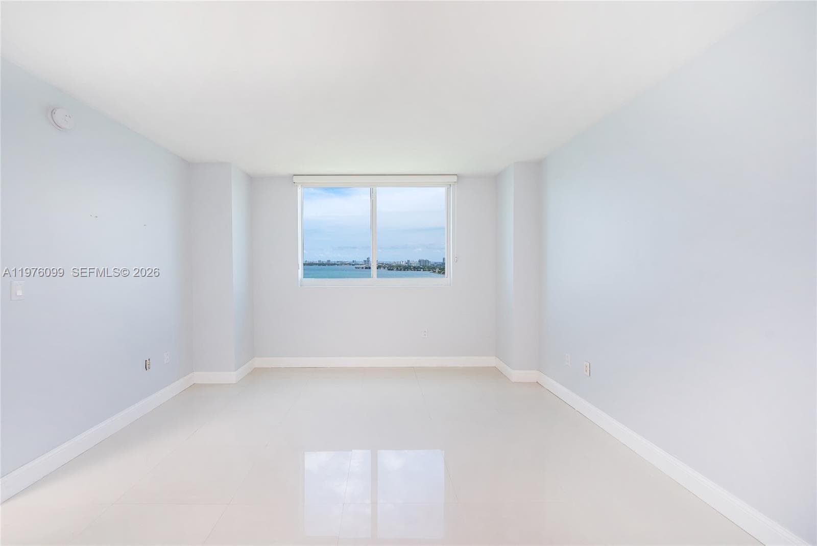 1800 N Bayshore Dr 2503 photo 12