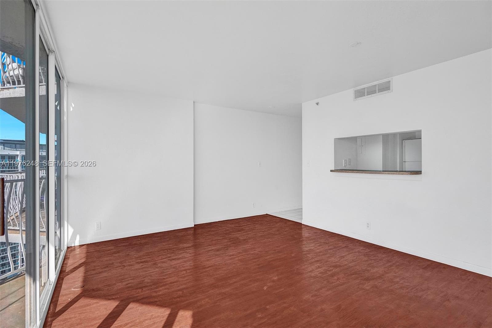 7601 E Treasure Dr 2205 photo 10