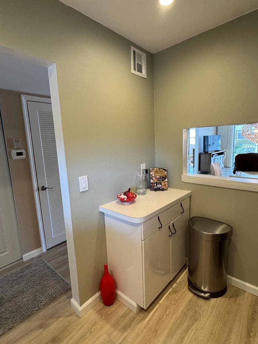 650 Snug Harbor Drive G407 photo 11
