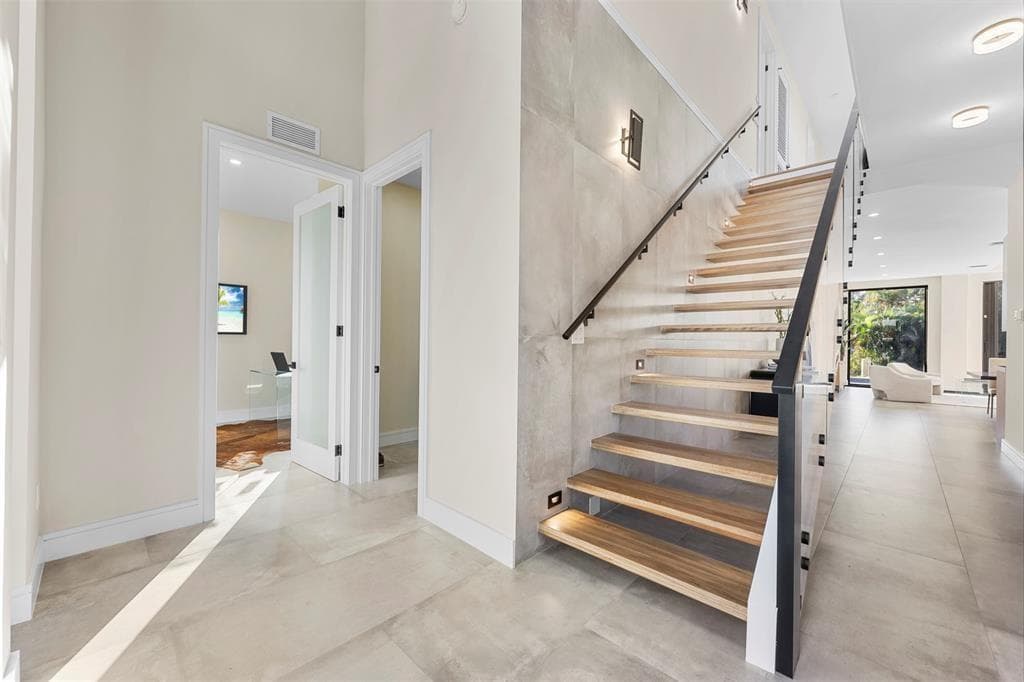 1212 Avocado Isle 4