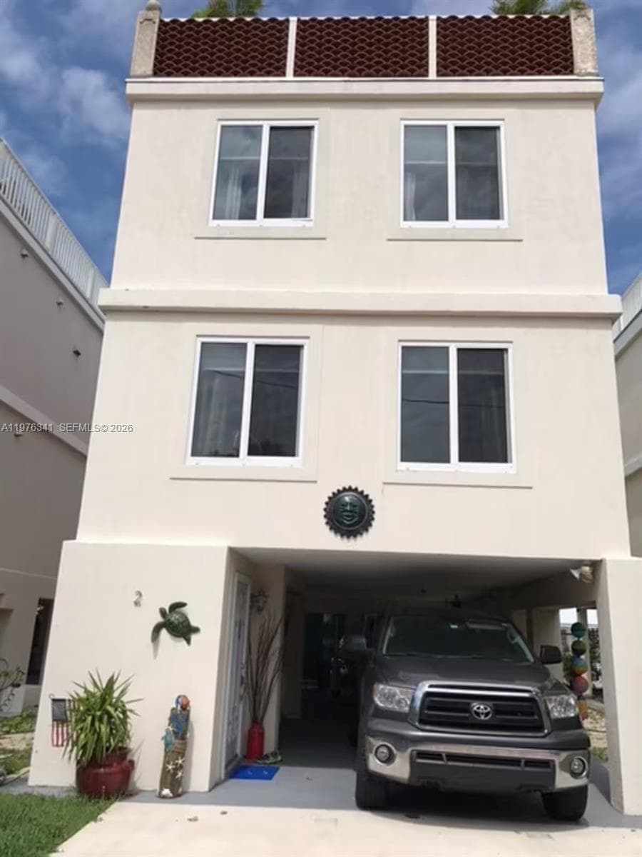 12400 Overseas Hwy 1
