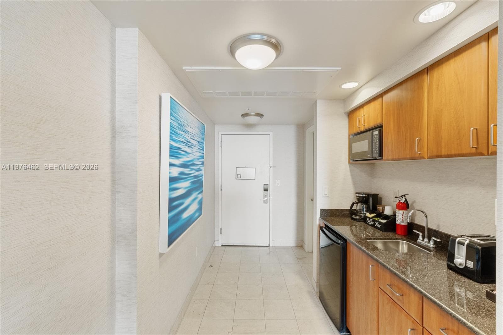 18001 Collins Ave 2001 photo 13