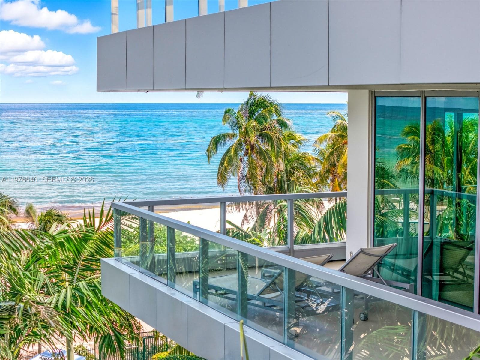4391 Collins Ave 410 photo 1