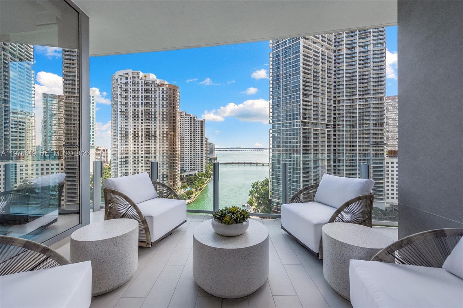 300 Biscayne Blvd Way 1