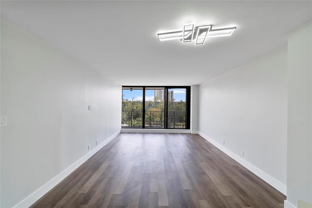 300 Three Islands Boulevard #306 5