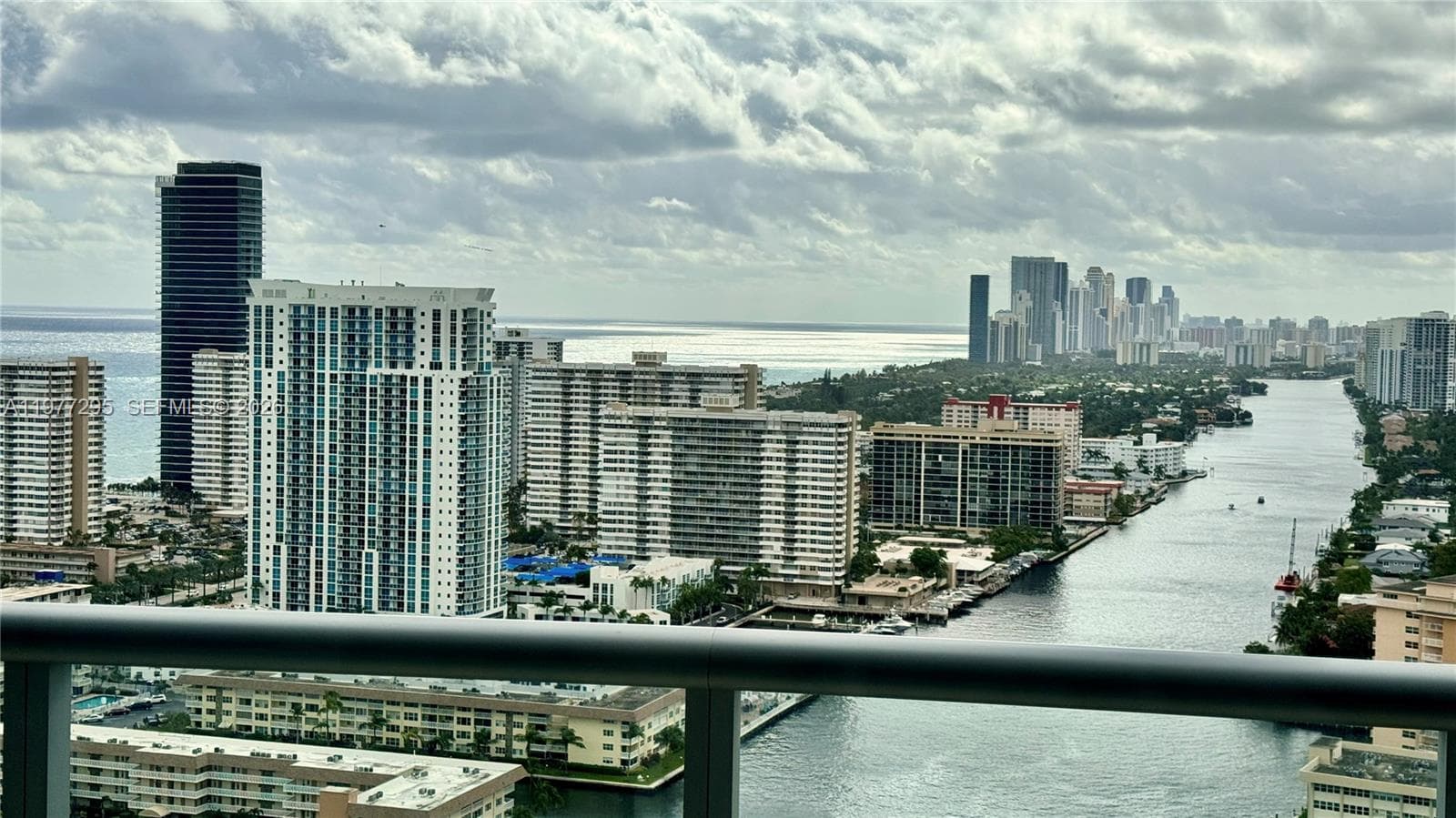 2600 Hallandale Beach Blvd T3205 photo 22
