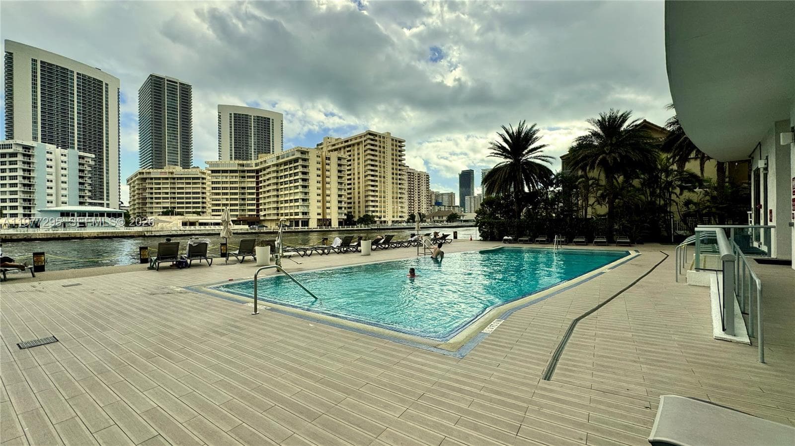 2600 Hallandale Beach Blvd T3205 photo 25
