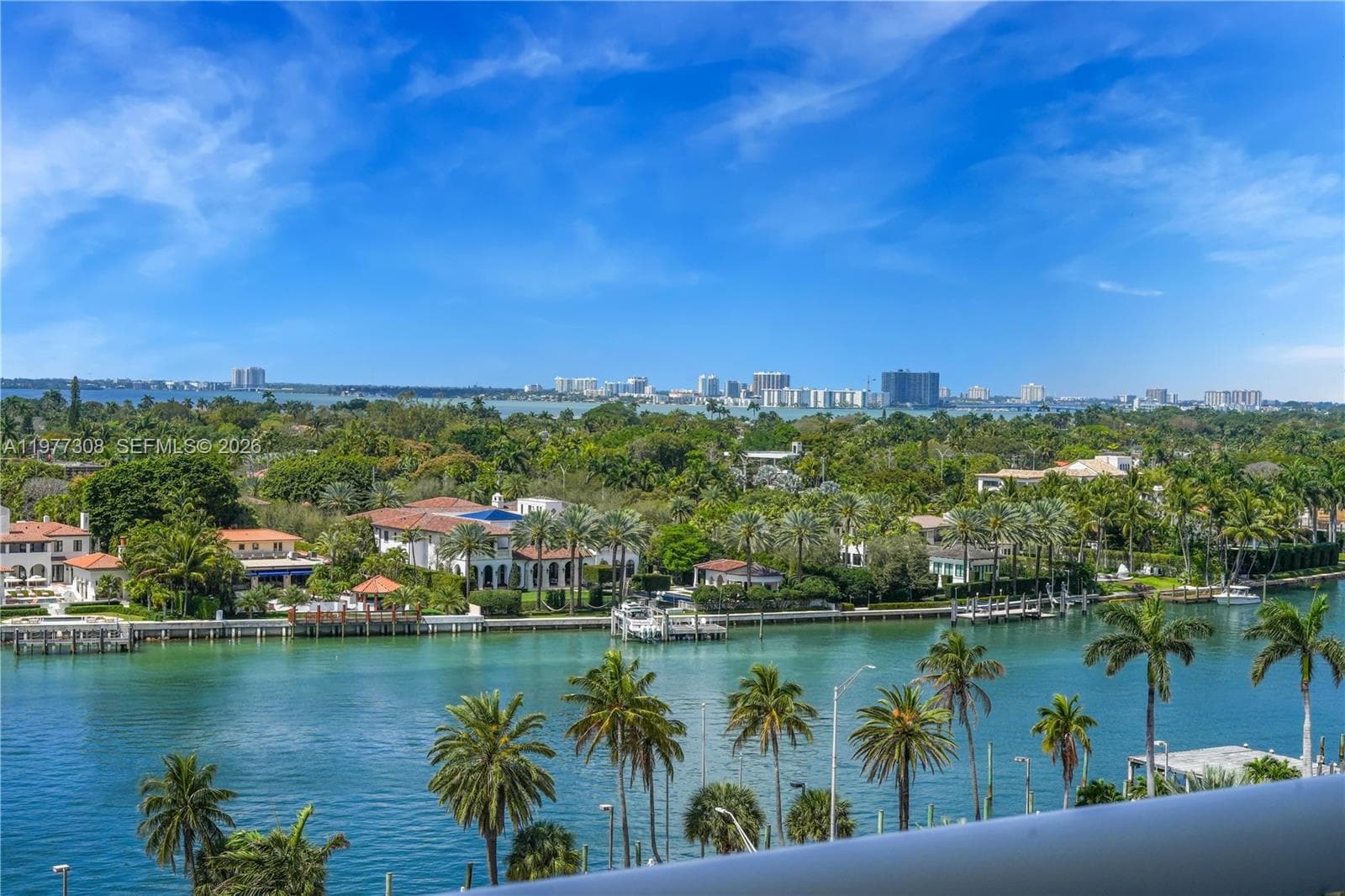 4779 Collins Ave 1007 photo 17
