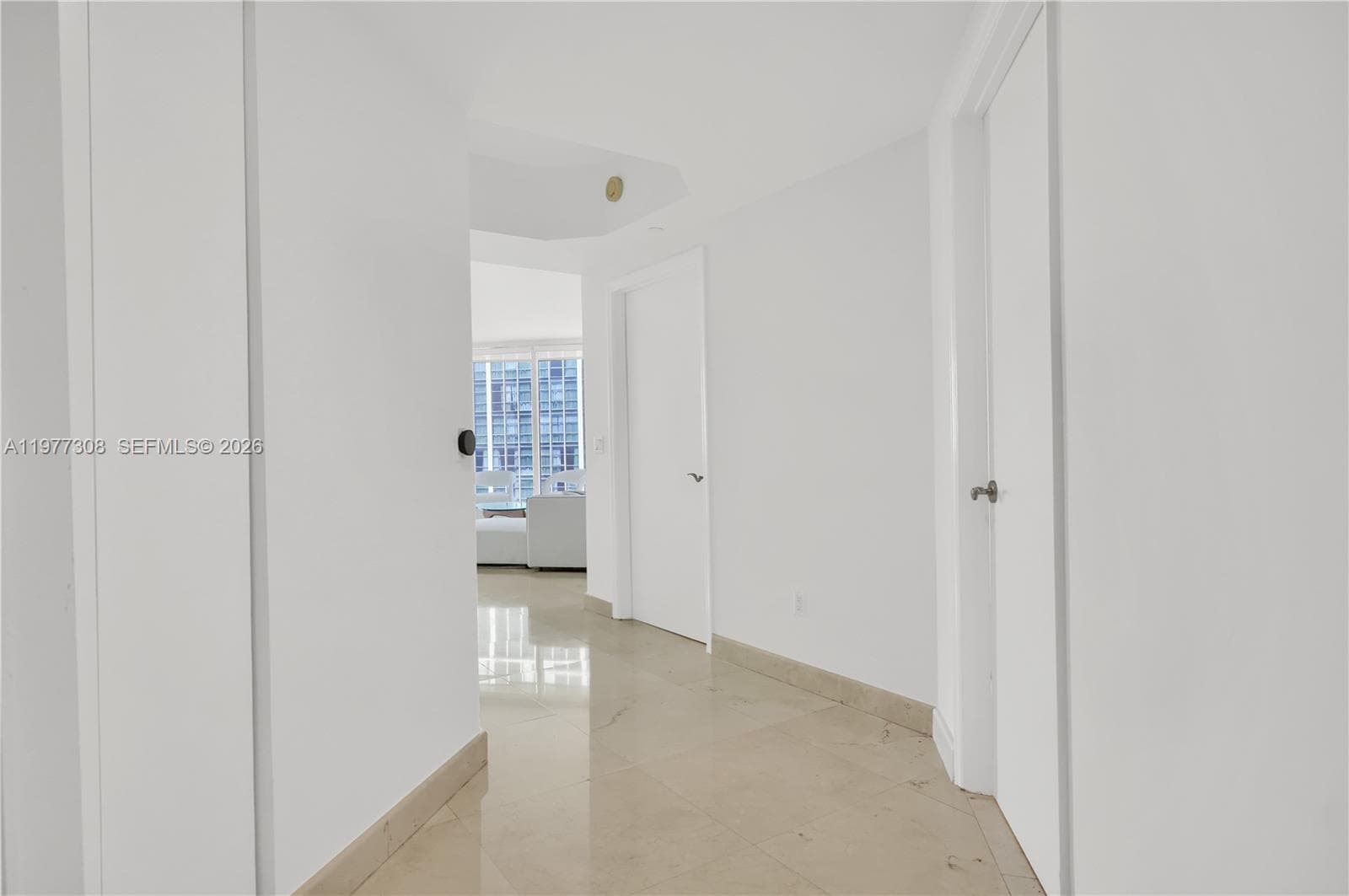 4779 Collins Ave 1007 photo 3