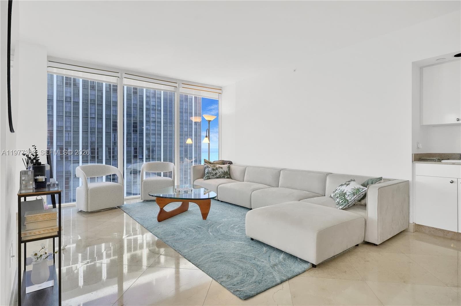 4779 Collins Ave 1007 photo 5