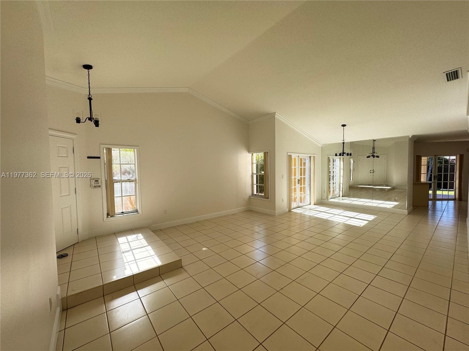 12913 60th St 12913 photo 4