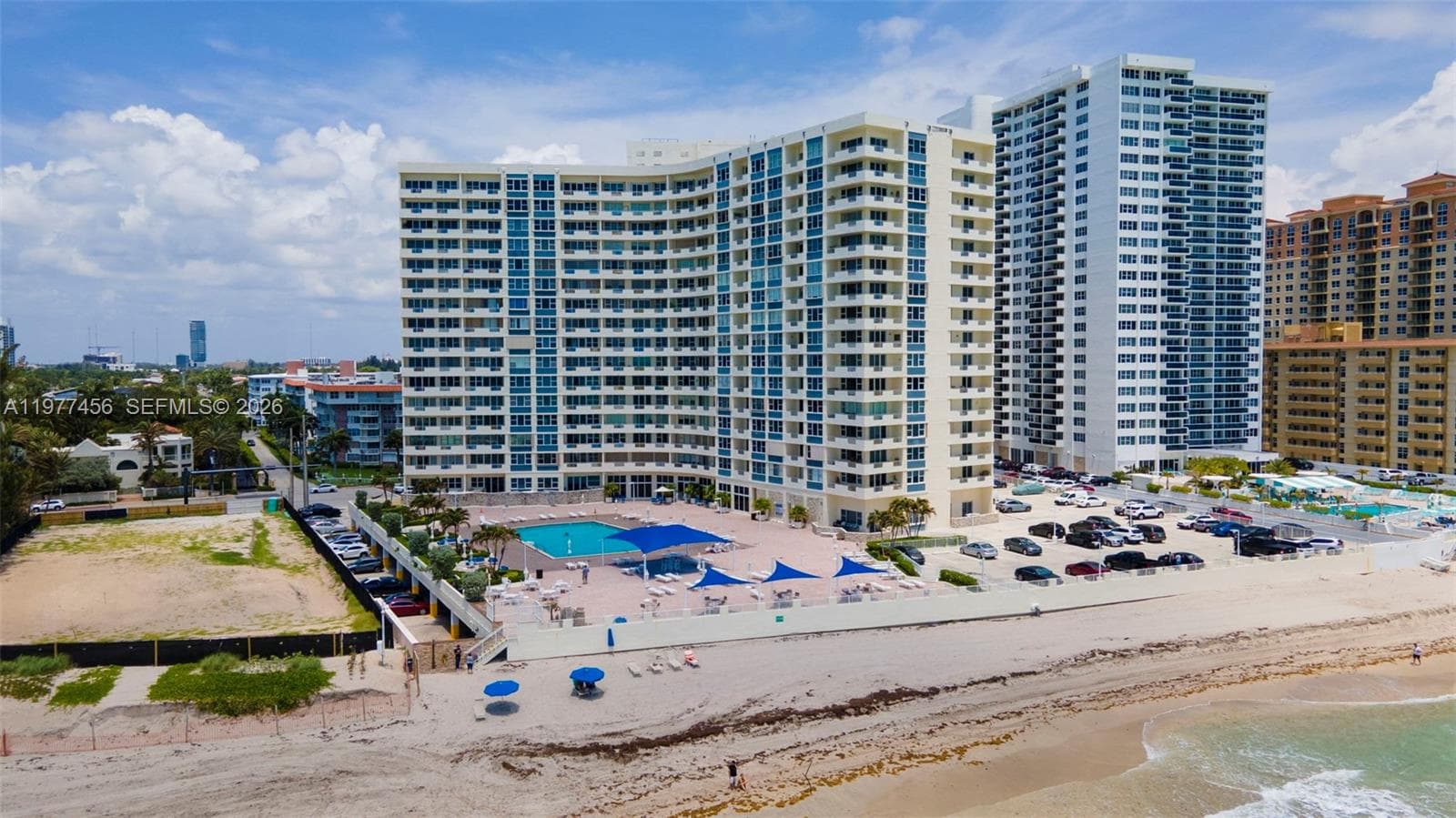 3180 S Ocean Dr 322 photo 6