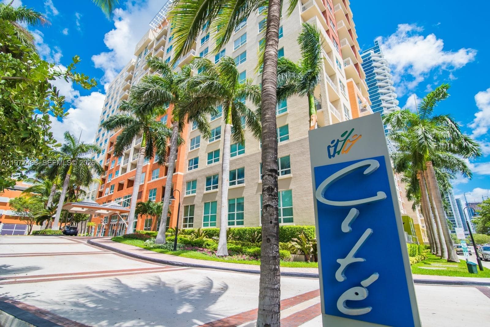 2000 N Bayshore Dr 1502 photo 18