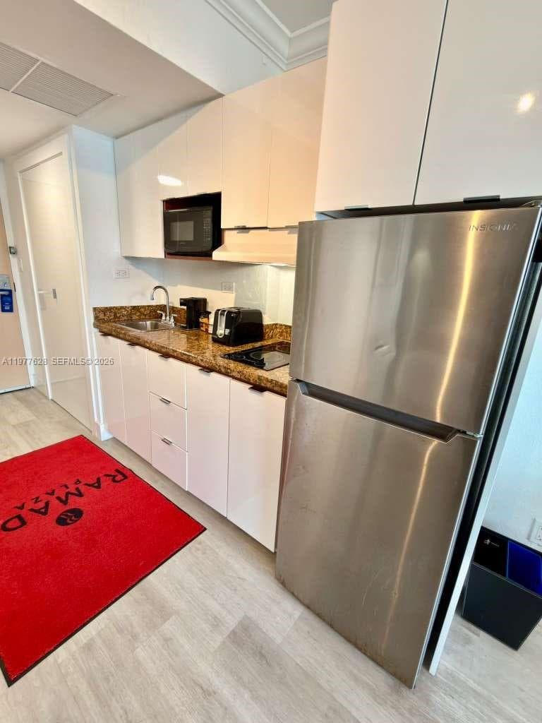 19201 Collins Ave 933 photo 9