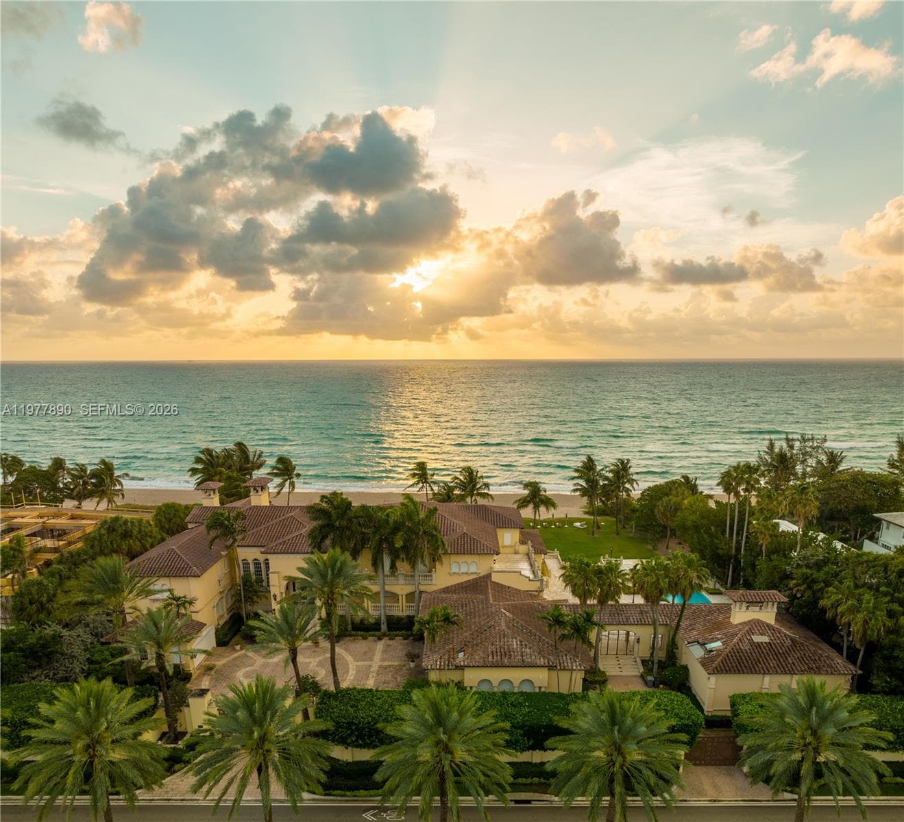 355 Ocean Blvd 1