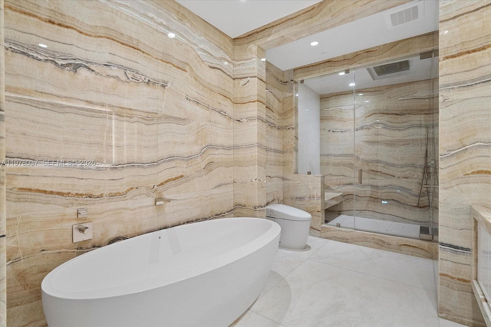 17901 Collins Ave 1506 photo 23