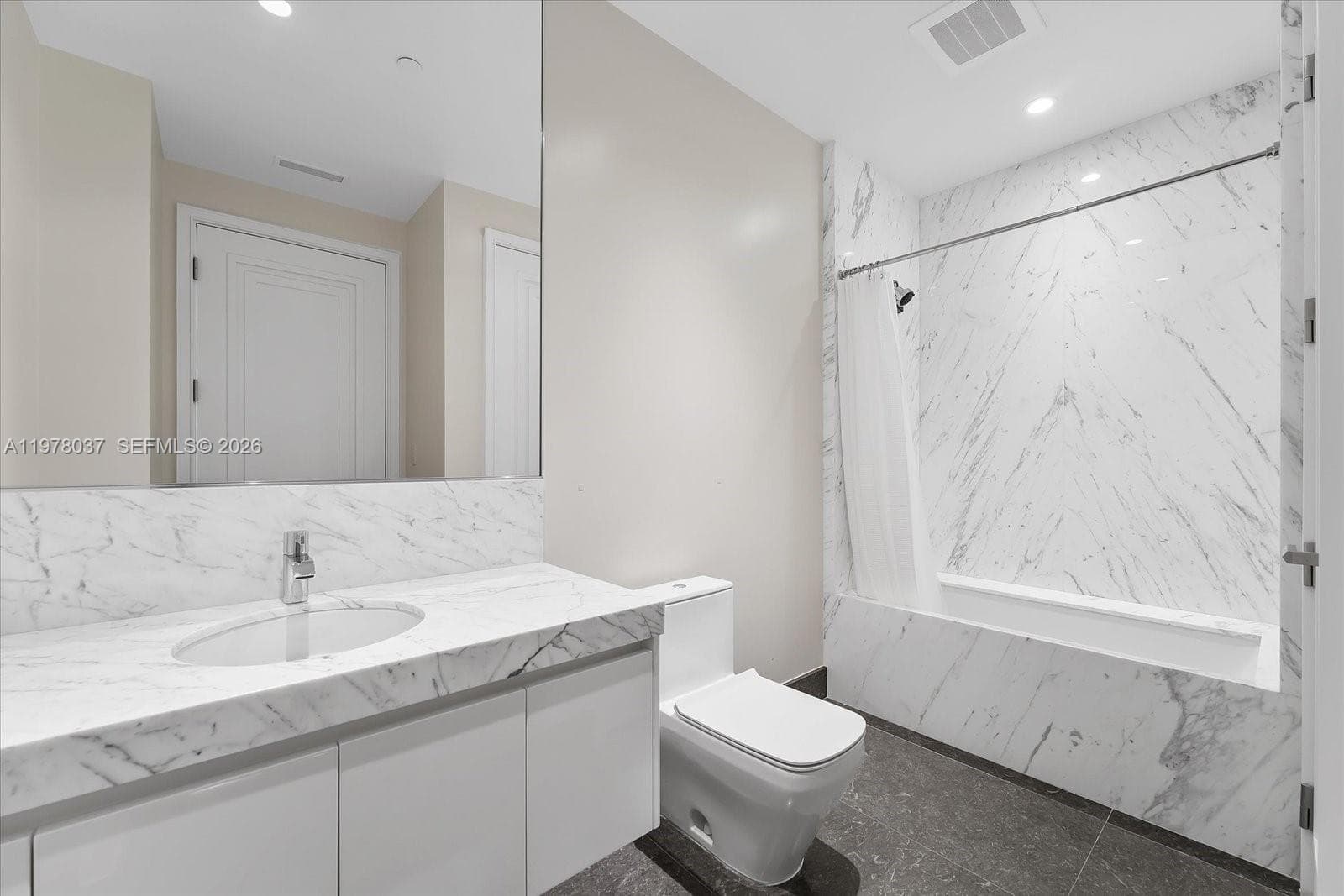 17901 Collins Ave 1506 photo 24