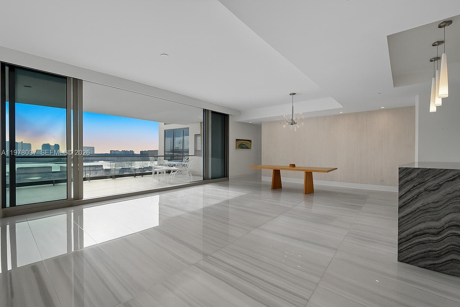 17901 Collins Ave 4