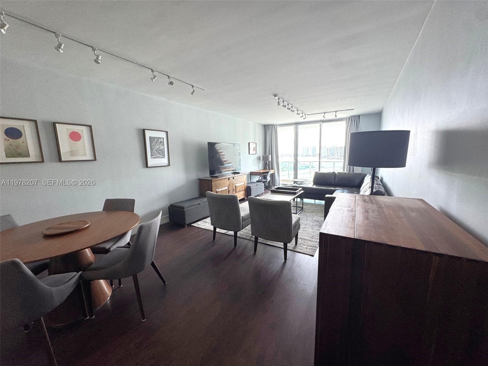 19380 Collins Ave 1219 photo 2