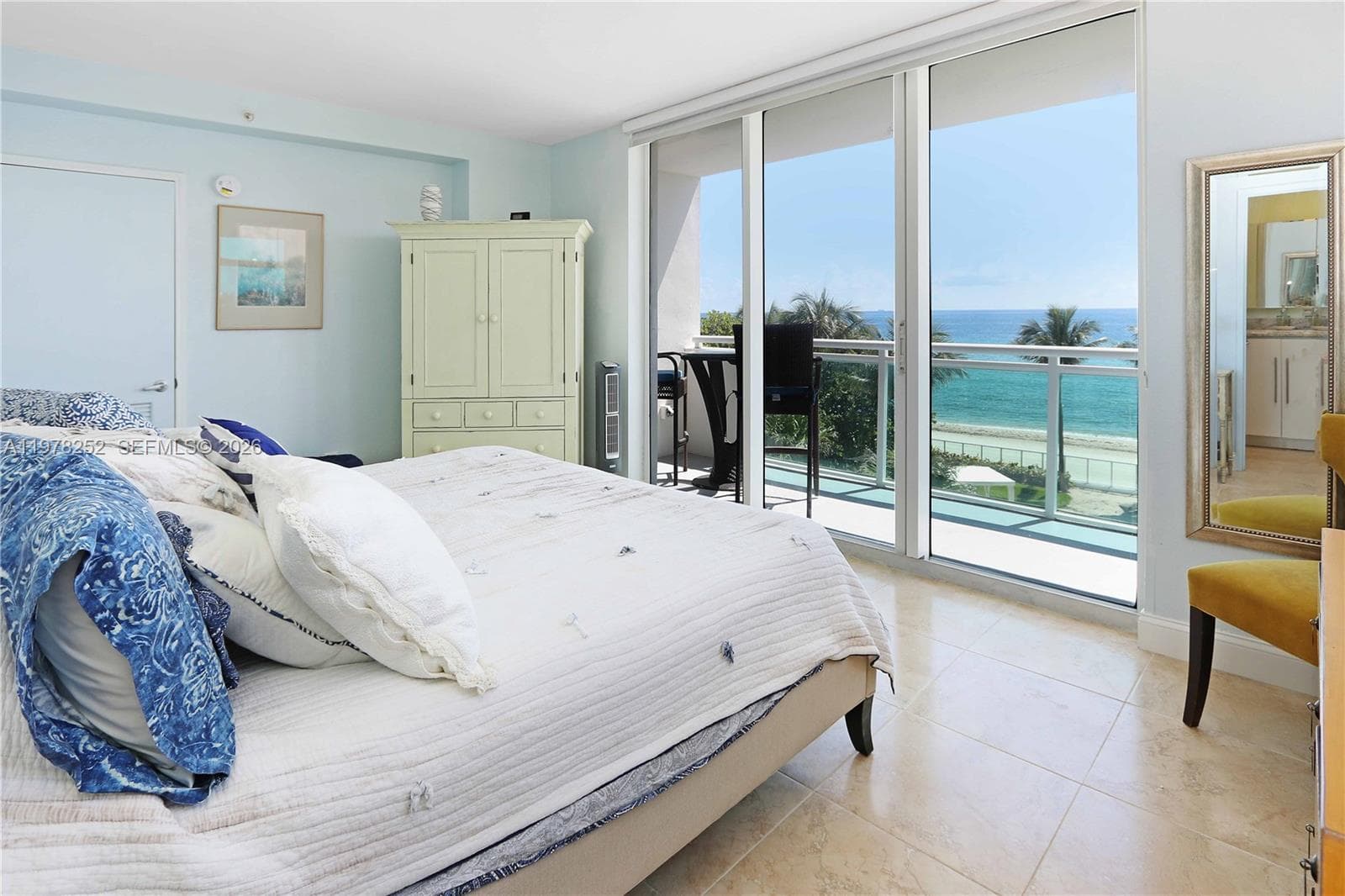 3001 Ocean Dr 3