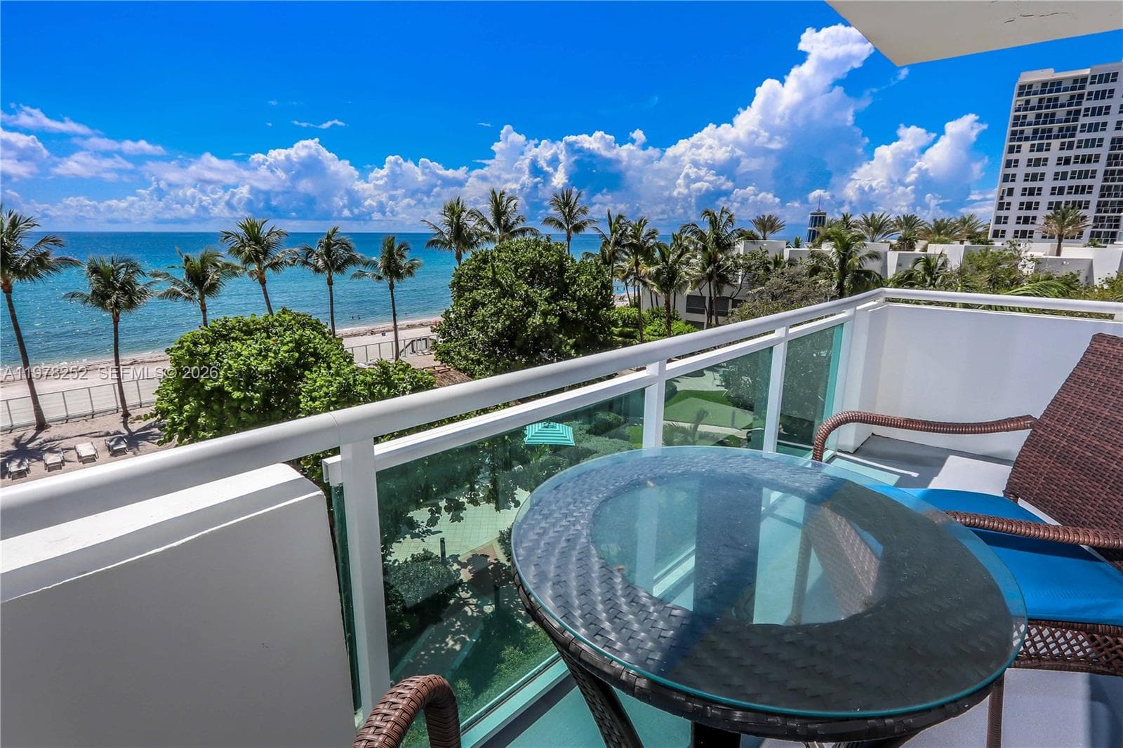 3001 Ocean Dr 1