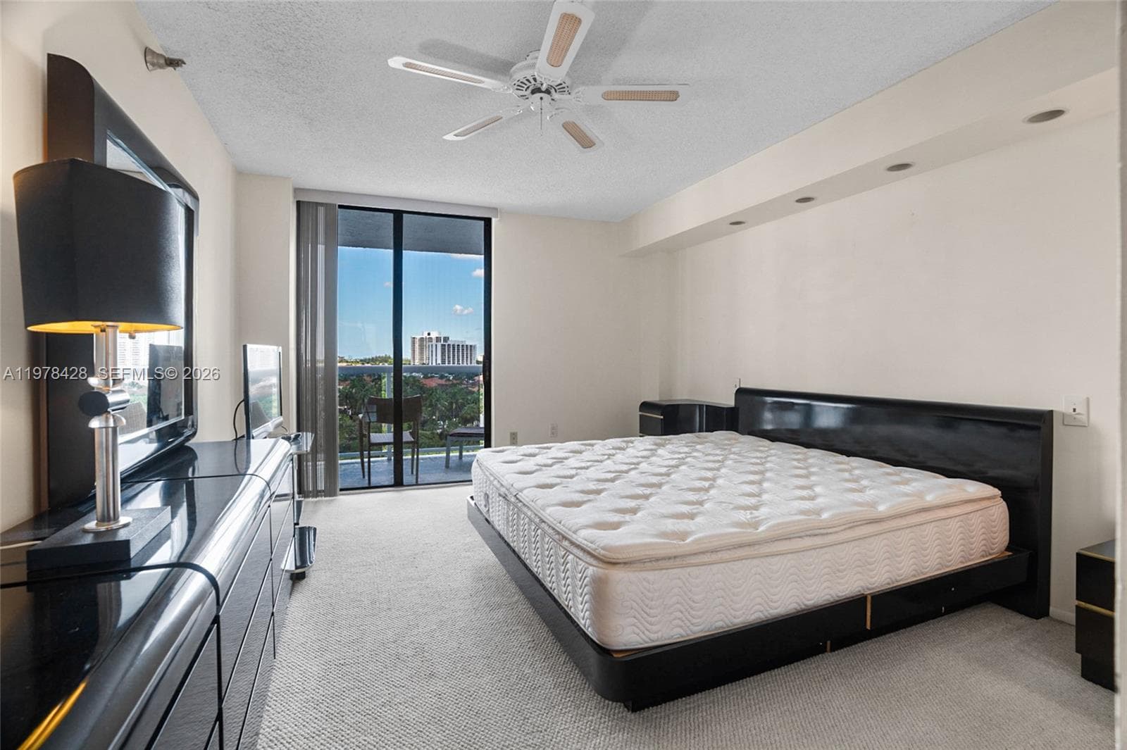 20515 E Country Club Dr 849 photo 10