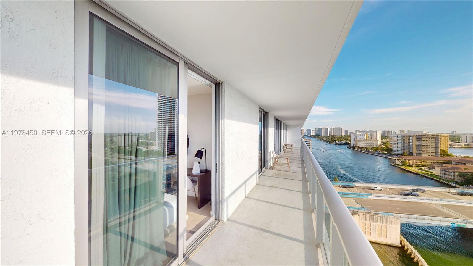 4010 Ocean Dr 3