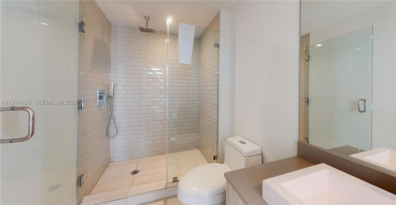 4010 Ocean Dr R1004 photo 20
