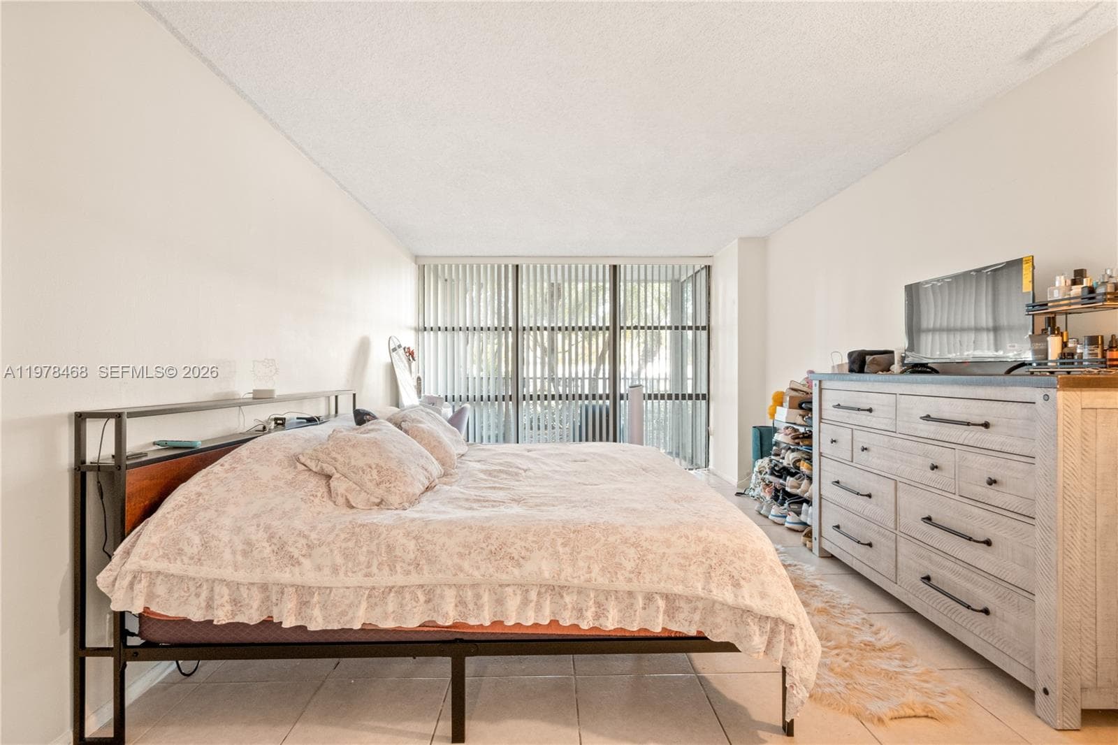 1000 Parkview Dr 115 photo 18