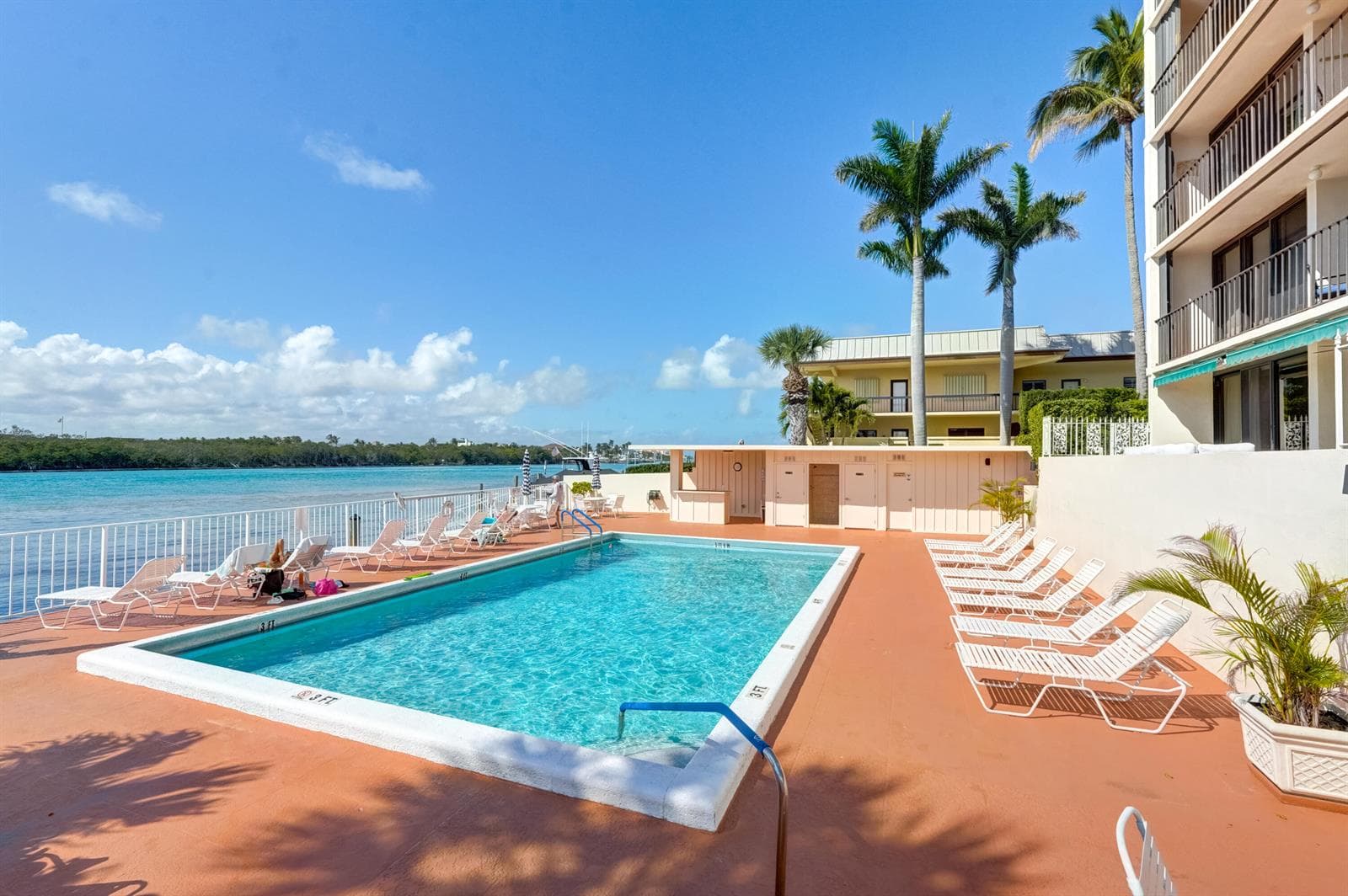 225 Beach Road #503 4