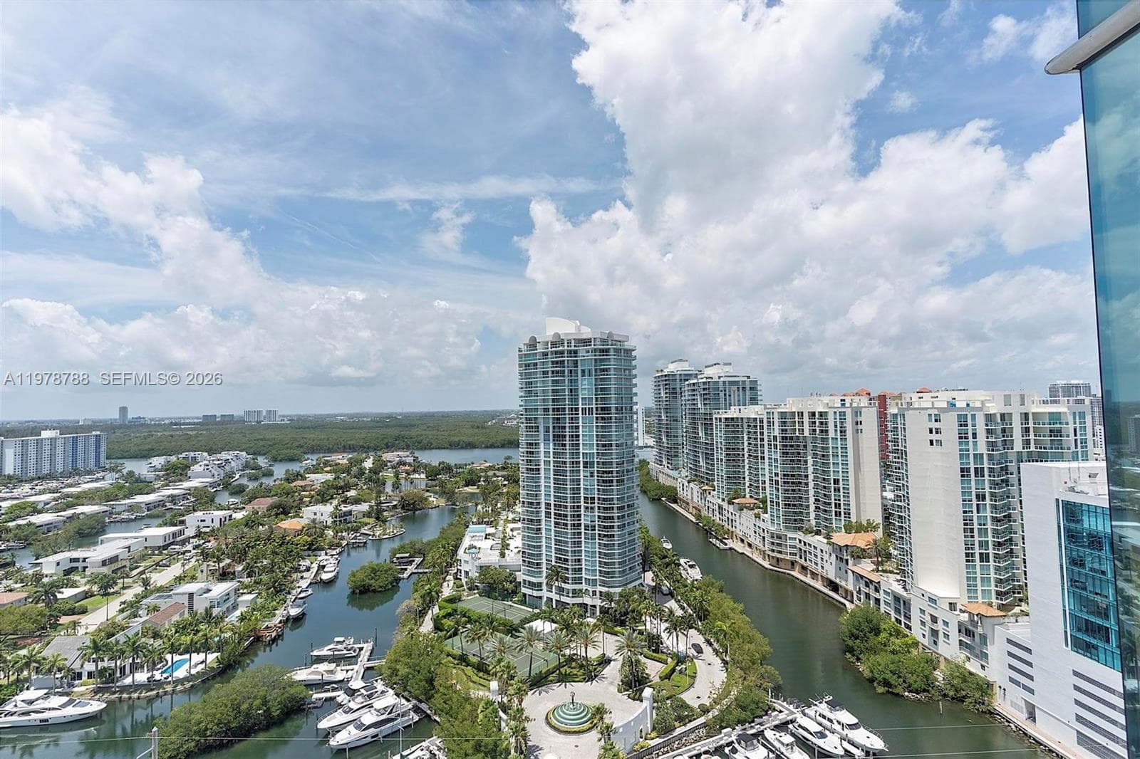 16445 Collins Ave 2328 photo 7