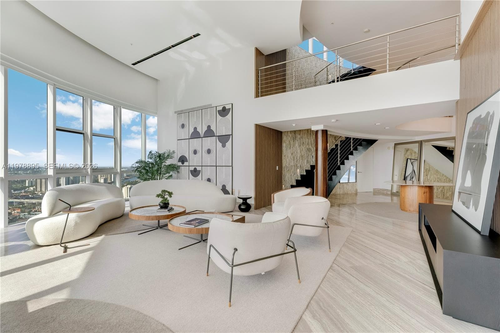 18201 Collins Ave 4