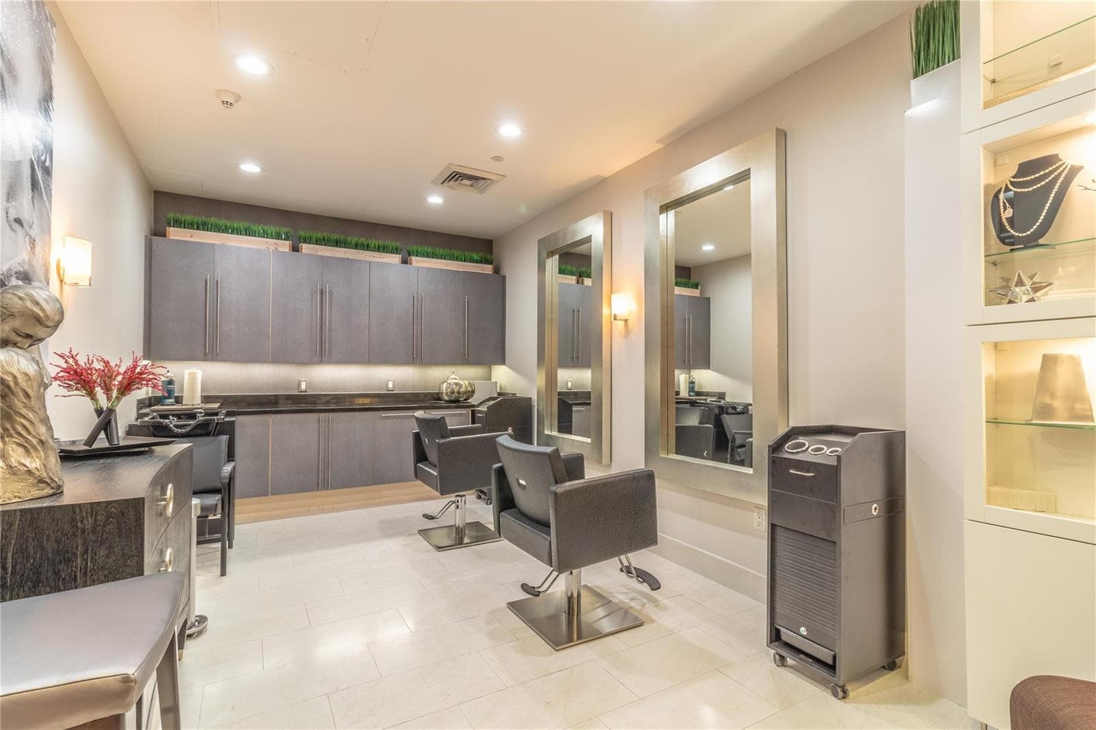 610 W Las Olas Boulevard 517 photo 24