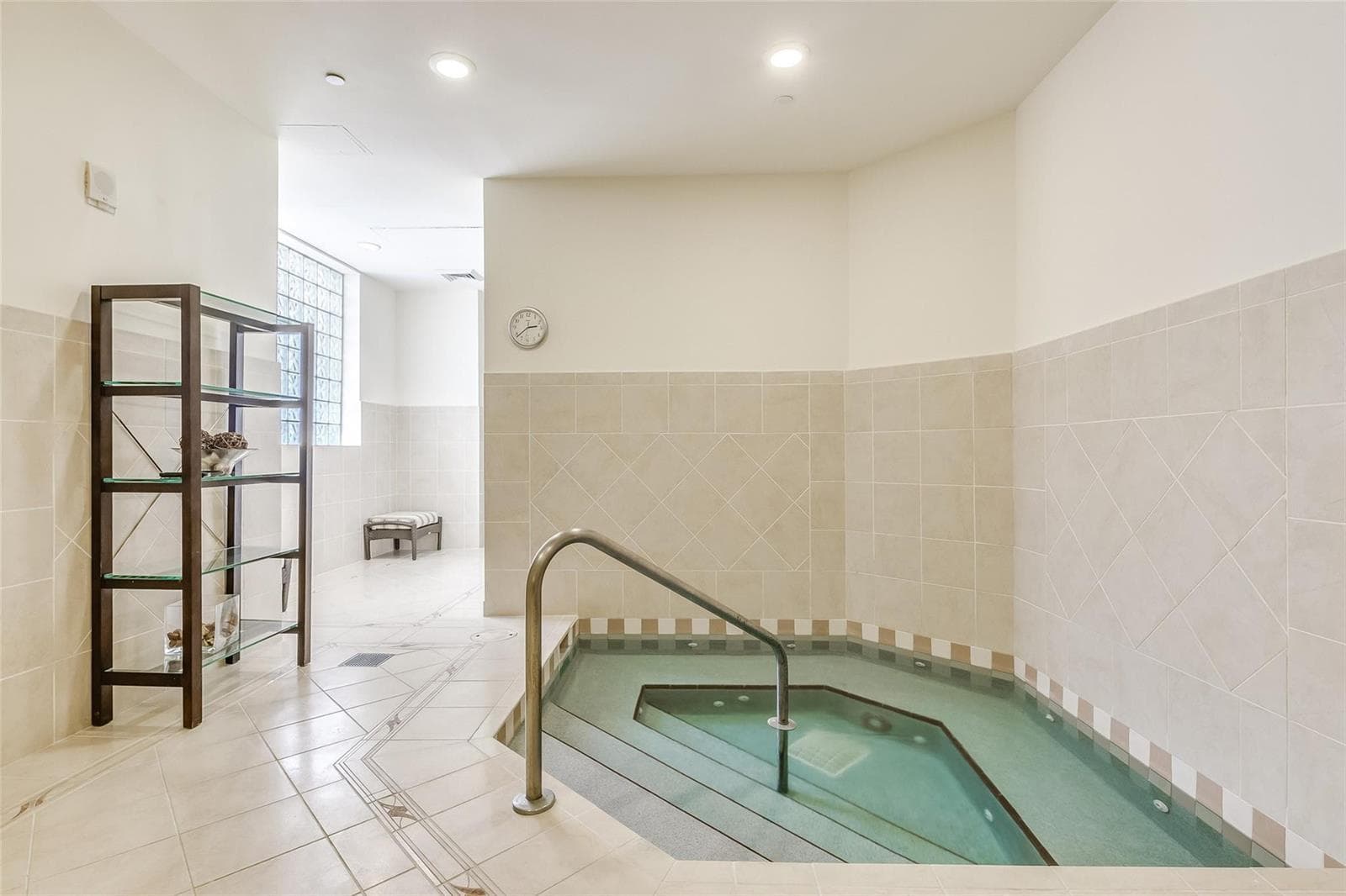 610 W Las Olas Boulevard 517 photo 18