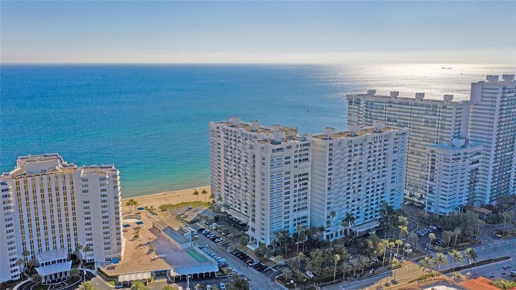 4300 N Ocean Boulevard 14g photo 2