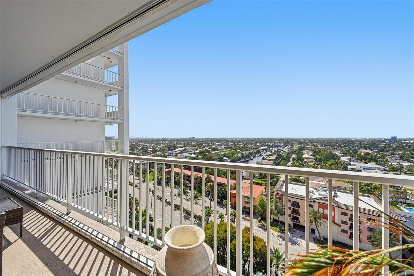 4300 N Ocean Boulevard 14g photo 12