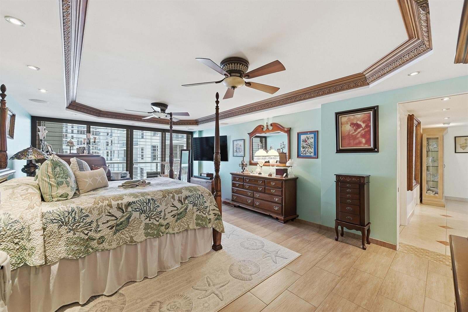4300 N Ocean Boulevard 14g photo 22