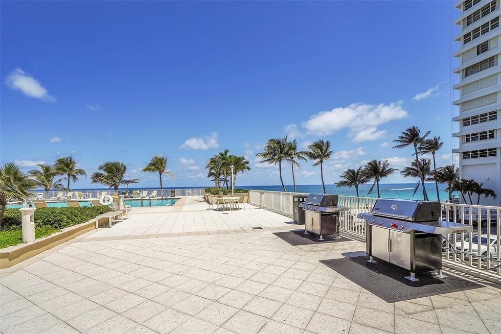 4300 N Ocean Boulevard 14g photo 10