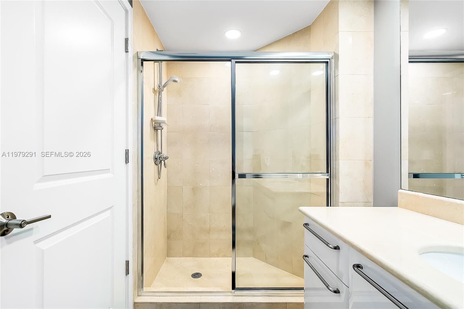 3101 Ocean Dr 1206 photo 22