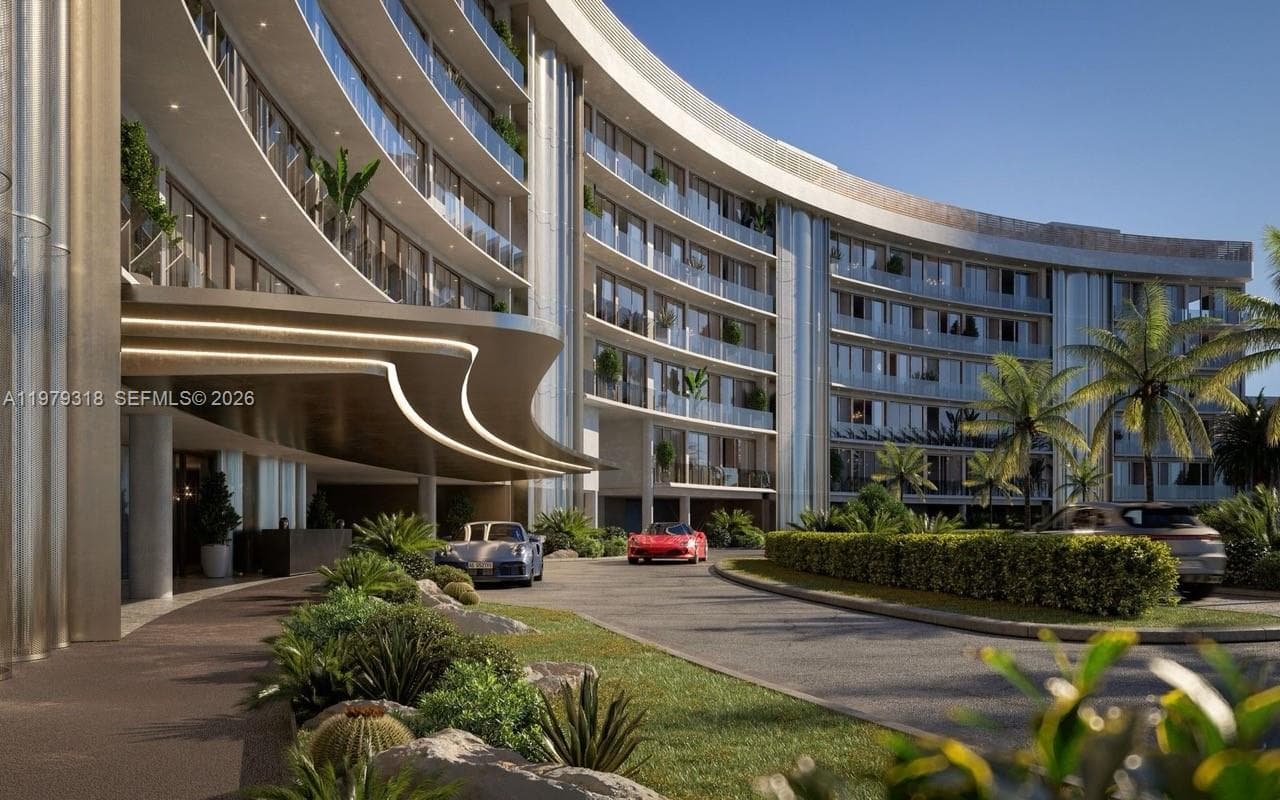 5 Grove Isle Dr 1