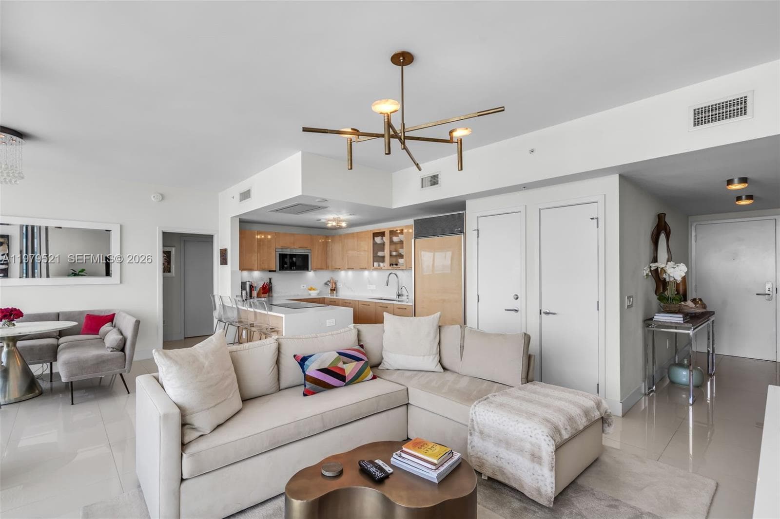 6899 Collins Ave 2403 photo 9