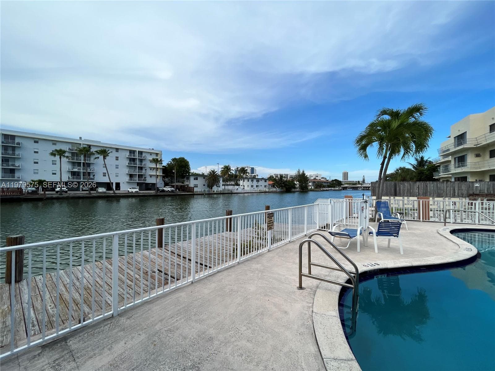 1185 Marseille Dr 309 photo 11