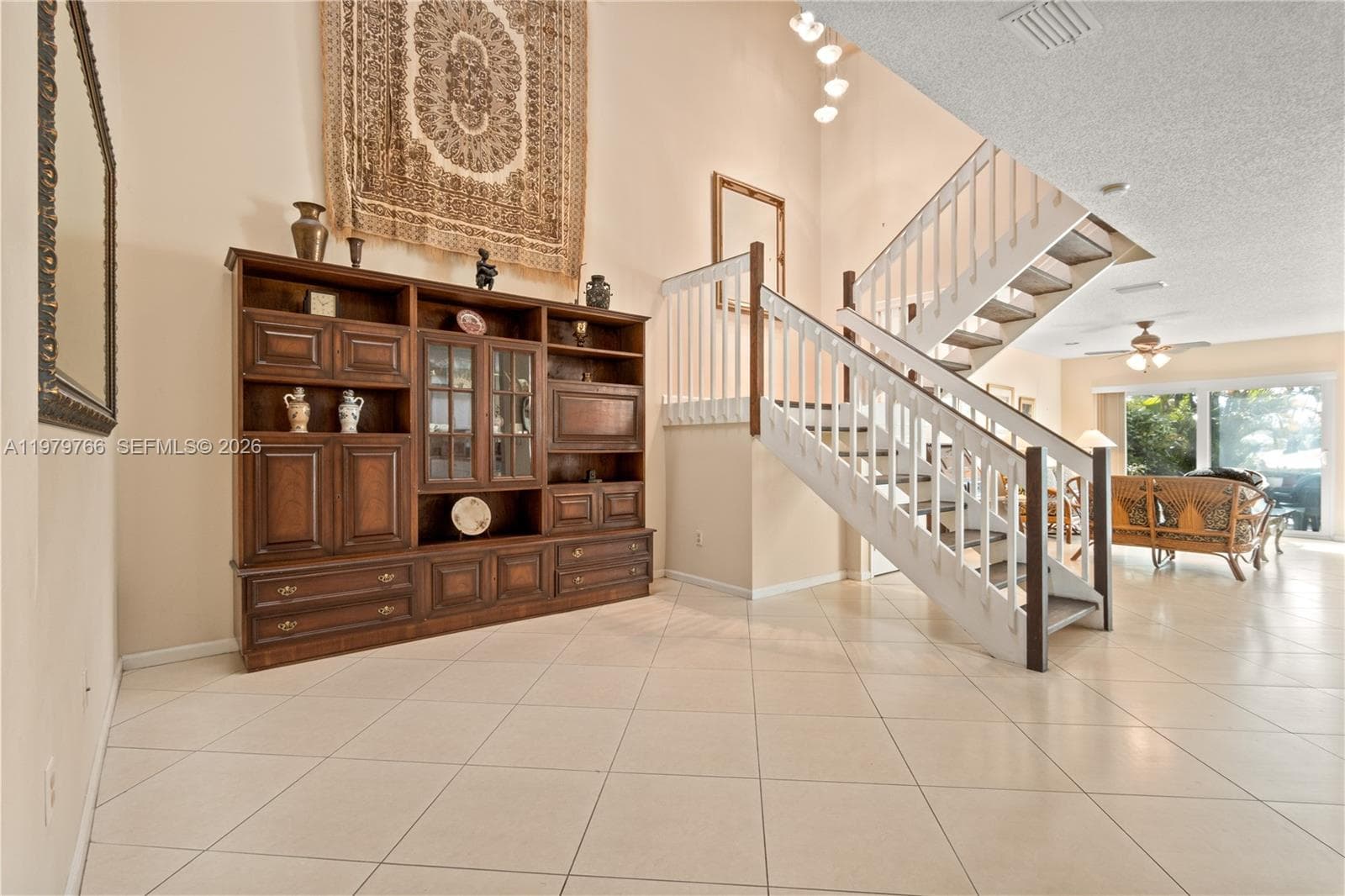 5692 Santiago Cir photo 15