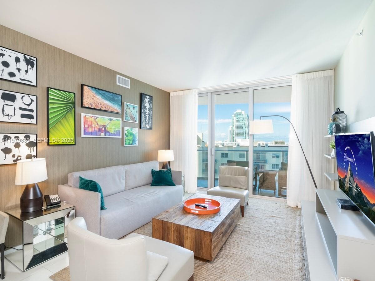 4111 Ocean Dr 1206 photo 9